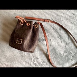 Michael Kors Crossbody